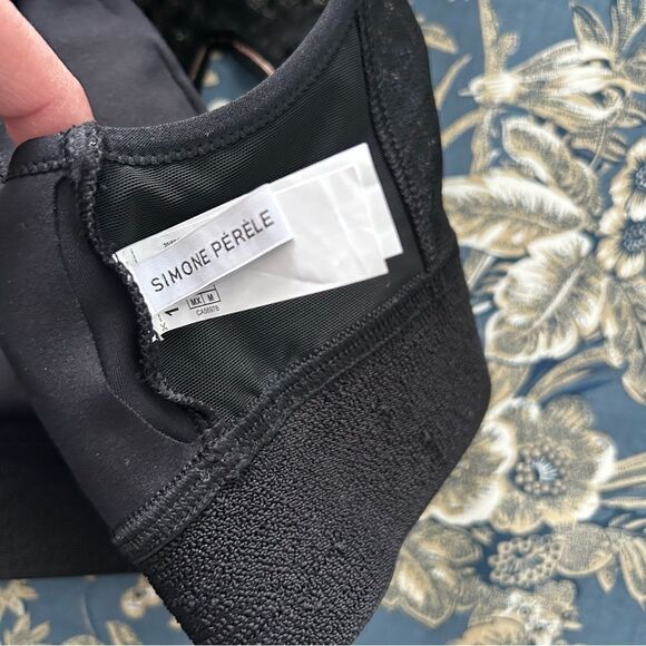 Simone Perele Harmony Medium Impact Wireless Sports Bra - Black - Picture 7 of 9